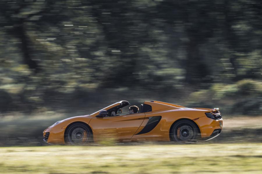  McLaren MP4-12C Spyder 2012 года  (фото 50 из 270)